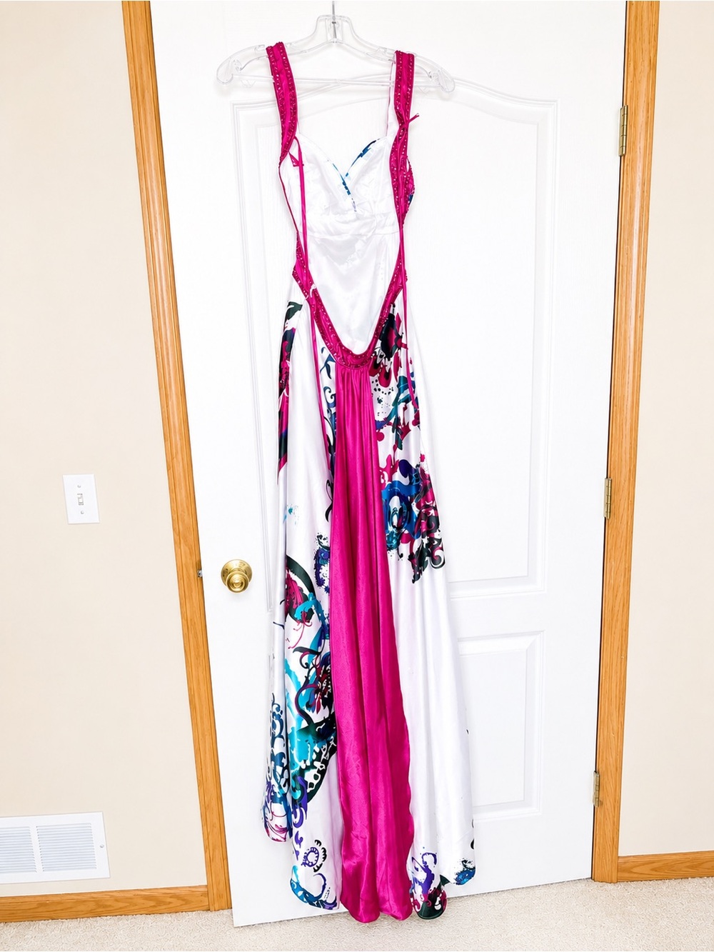Morgan & Co. White Maxi Dress with Fuchsia, Teal & Navy Print - Size 1-2 - Picture 5 of 8